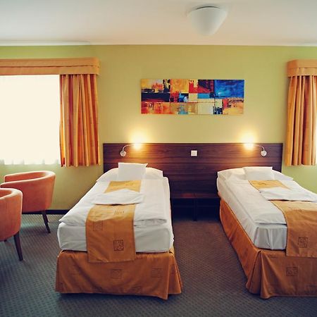 Hotel Active Prachatice Kültér fotó
