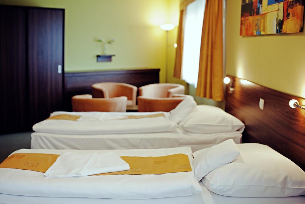 Hotel Active Prachatice Kültér fotó